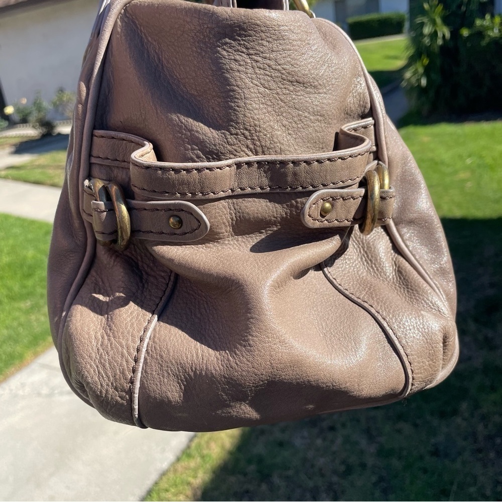 EUC MARC JACOBS Taupe turnlock Satchel Bag - Picture 9 of 13